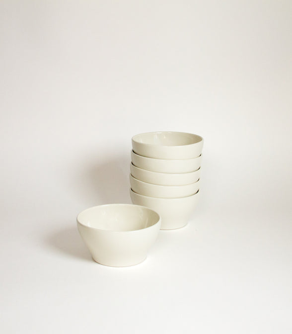 6 BOWLS IN STONEWARE S