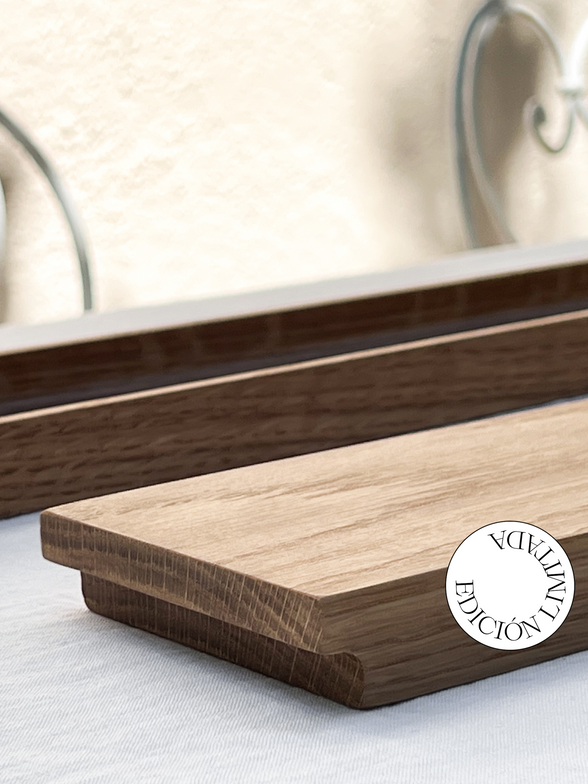 OAK TRAY WITHOUT RIM LIMITED EDITION